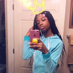 Meet your Posher, Laylay